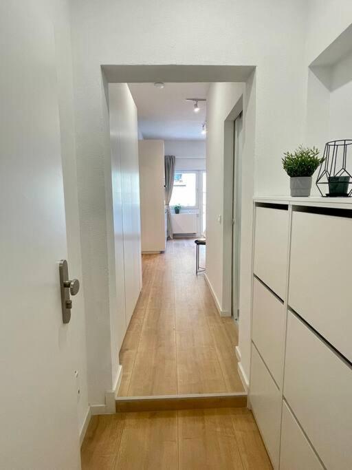 Modernes Apartment Im Zentrum Von Карлсруэ Экстерьер фото